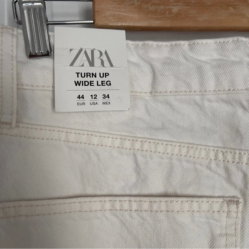 ZARA NWT High Rise WideTurn Up Leg Jeans Oyster  White size 12 - Picture 5 of 8